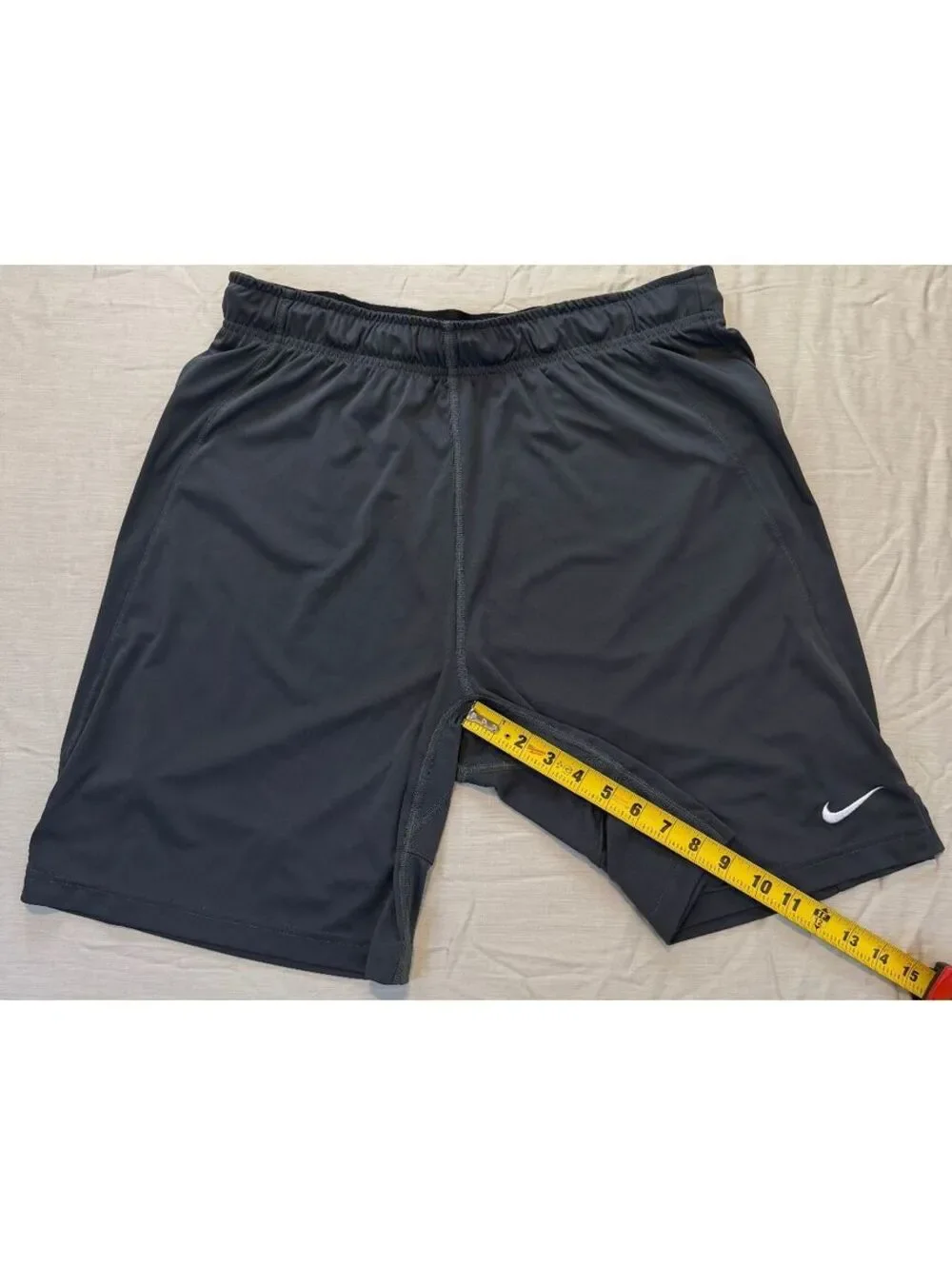 Nike Dri-FIT Men's Charcoal Gray Athletic Shorts Size L with Elastic Waistband